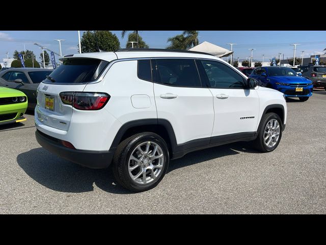 2024 Jeep Compass Latitude Lux