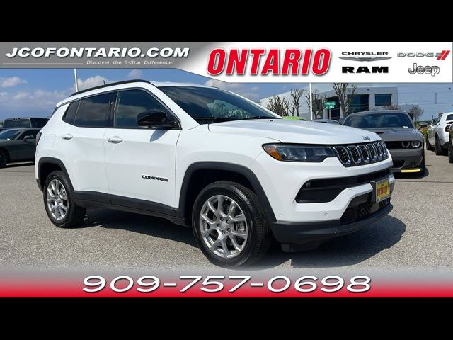 2024 Jeep Compass Latitude Lux