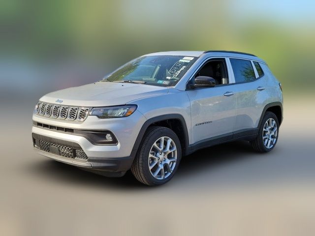 2024 Jeep Compass Latitude Lux