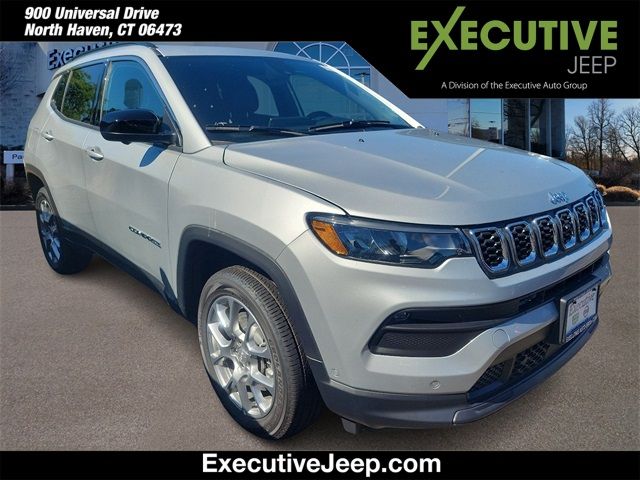 2024 Jeep Compass Latitude Lux