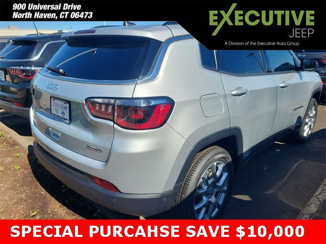 2024 Jeep Compass Latitude Lux