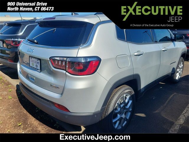 2024 Jeep Compass Latitude Lux