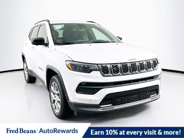 2024 Jeep Compass Latitude Lux