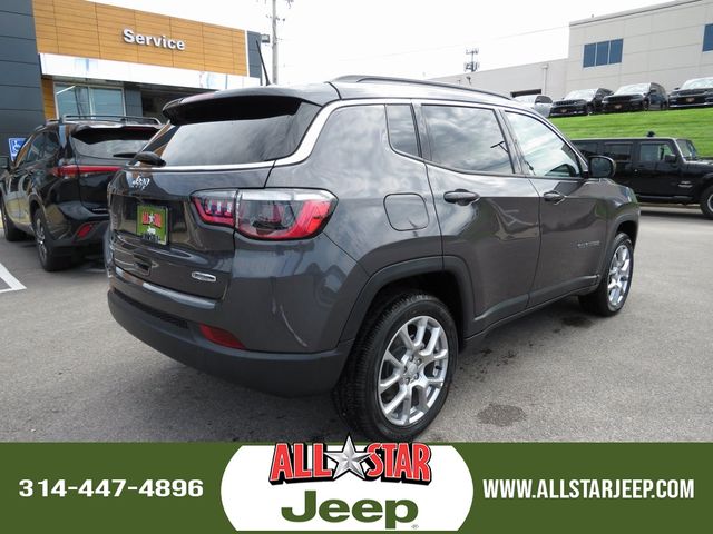 2024 Jeep Compass Latitude Lux