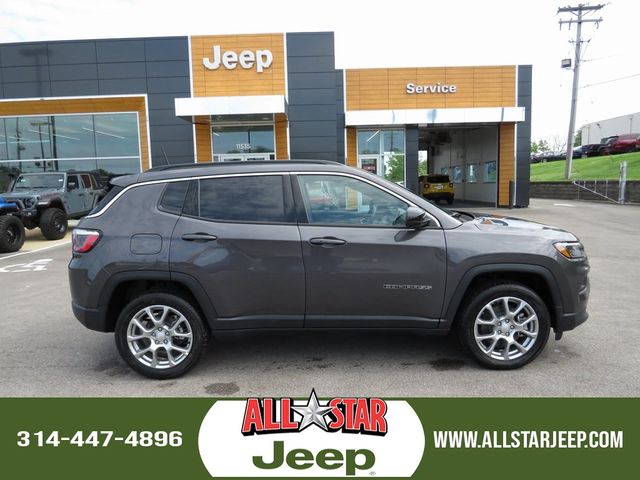 2024 Jeep Compass Latitude Lux