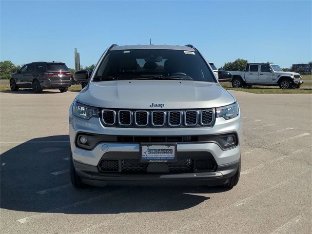 2024 Jeep Compass Latitude Lux