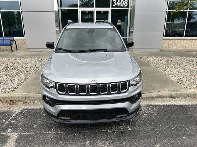 2024 Jeep Compass Latitude Lux