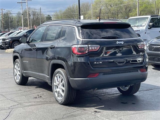 2024 Jeep Compass Latitude Lux