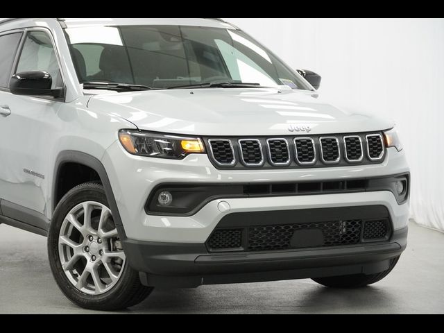 2024 Jeep Compass Latitude Lux