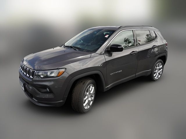 2024 Jeep Compass Latitude Lux