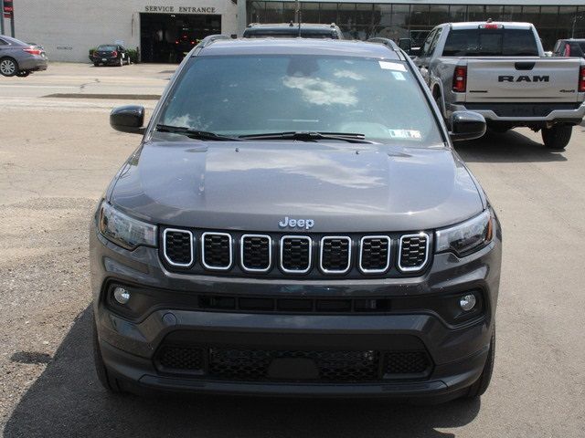 2024 Jeep Compass Latitude Lux