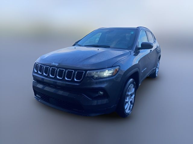 2024 Jeep Compass Latitude Lux