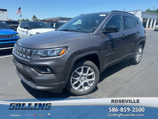 2024 Jeep Compass Latitude Lux