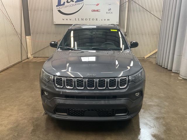 2024 Jeep Compass Latitude Lux