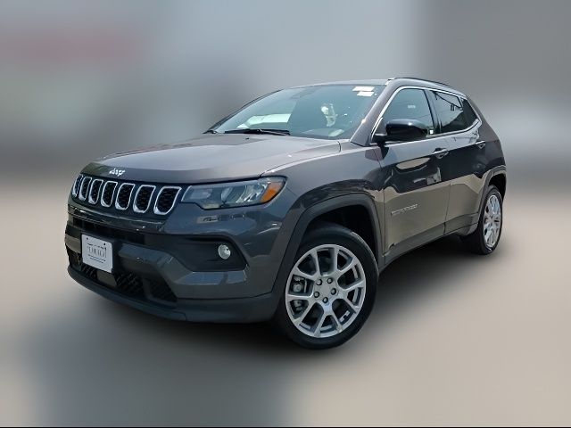 2024 Jeep Compass Latitude Lux