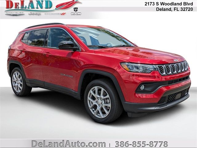 2024 Jeep Compass Latitude Lux