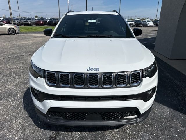 2024 Jeep Compass Latitude Lux