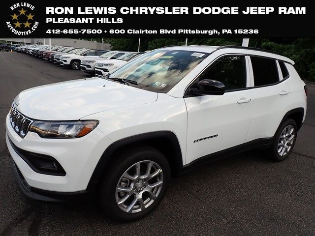 2024 Jeep Compass Latitude Lux