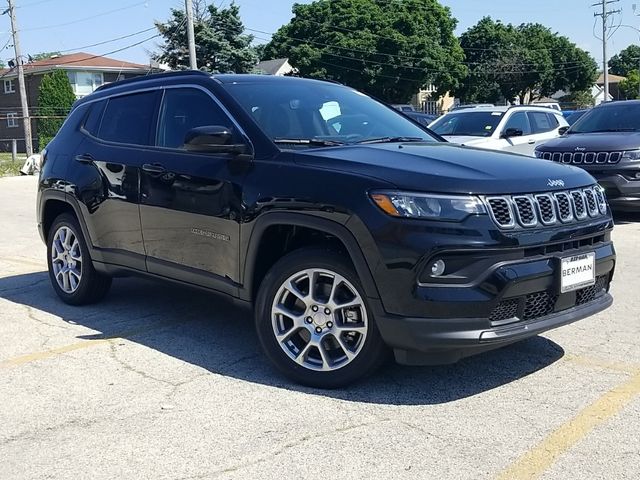 2024 Jeep Compass Latitude Lux