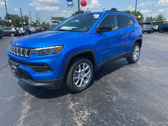 2024 Jeep Compass Latitude Lux