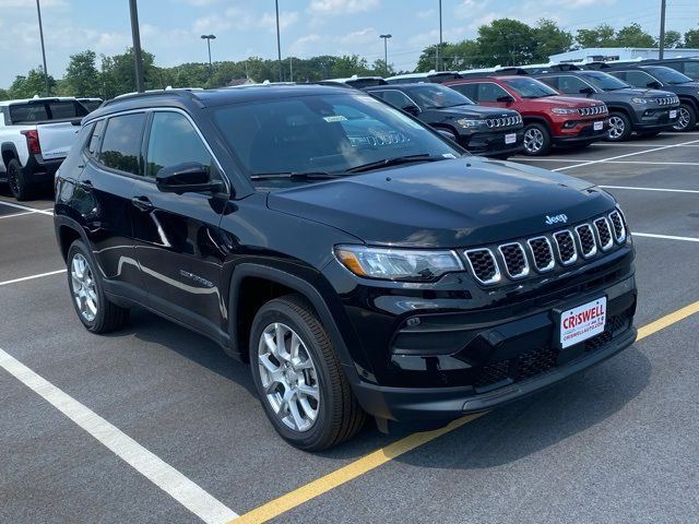 2024 Jeep Compass Latitude Lux