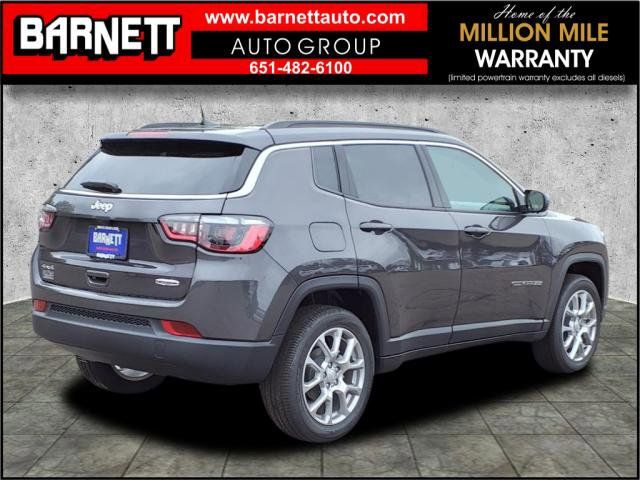 2024 Jeep Compass Latitude Lux