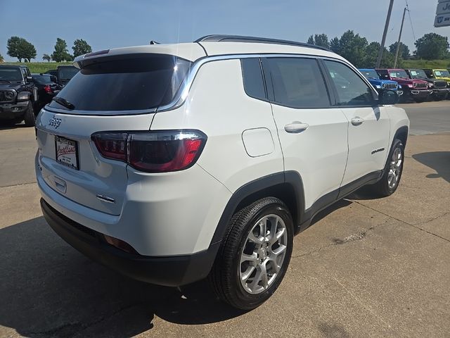 2024 Jeep Compass Latitude Lux