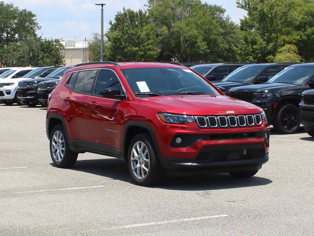 2024 Jeep Compass Latitude Lux