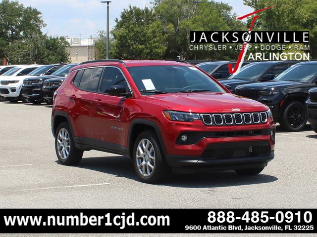 2024 Jeep Compass Latitude Lux