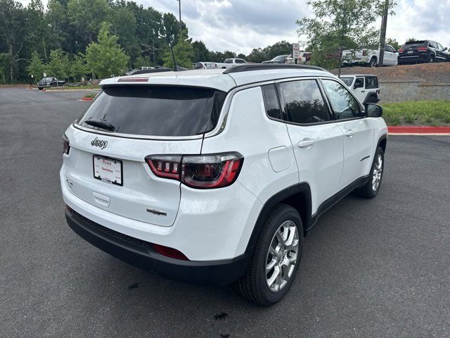 2024 Jeep Compass Latitude Lux