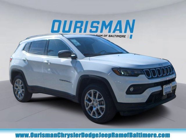 2024 Jeep Compass Latitude Lux