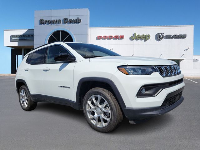 2024 Jeep Compass Latitude Lux