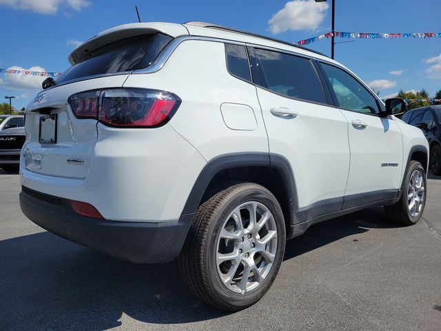 2024 Jeep Compass Latitude Lux