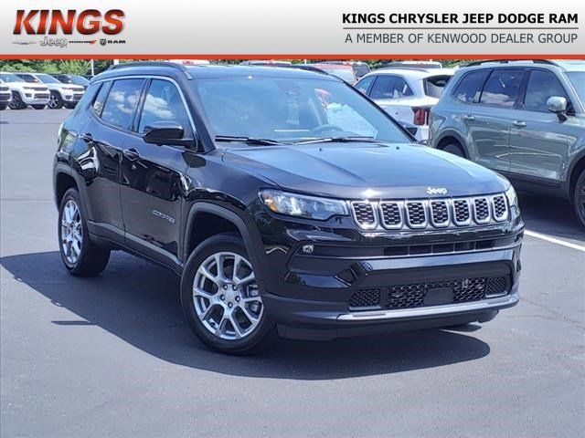 2024 Jeep Compass Latitude Lux