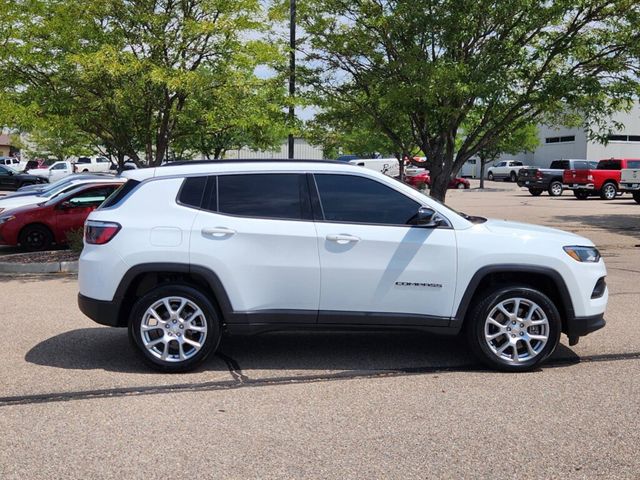 2024 Jeep Compass Latitude Lux