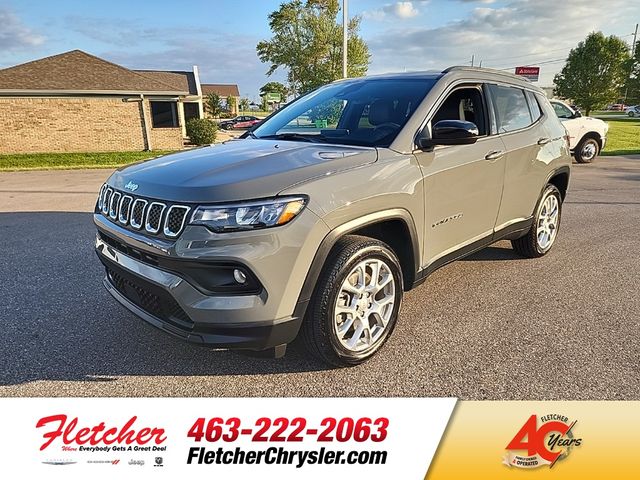 2024 Jeep Compass Latitude Lux