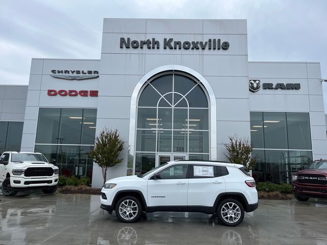 2024 Jeep Compass Latitude Lux