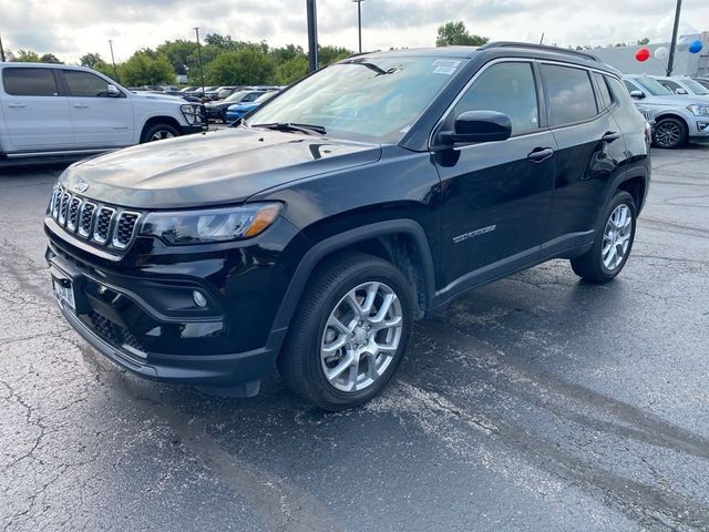 2024 Jeep Compass Latitude Lux