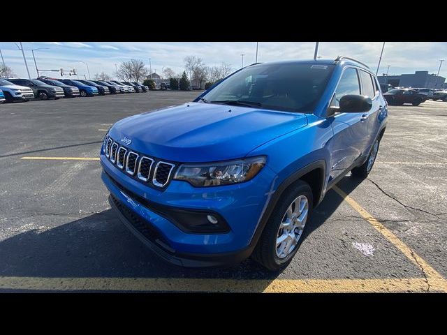 2024 Jeep Compass Latitude Lux