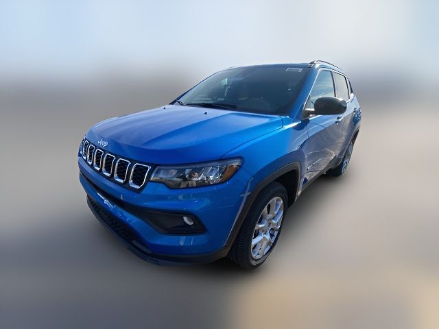 2024 Jeep Compass Latitude Lux