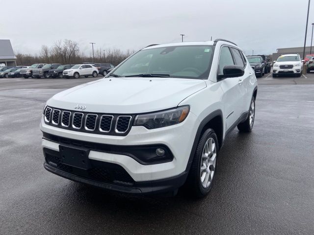 2024 Jeep Compass Latitude Lux