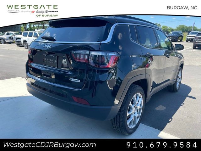2024 Jeep Compass Latitude Lux