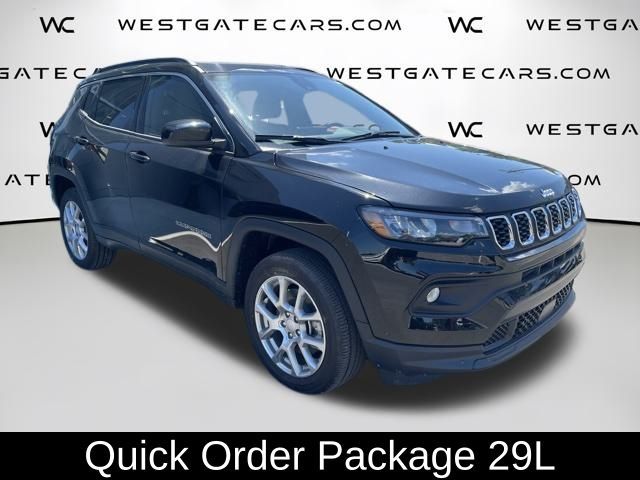 2024 Jeep Compass Latitude Lux