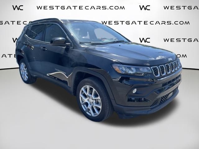 2024 Jeep Compass Latitude Lux