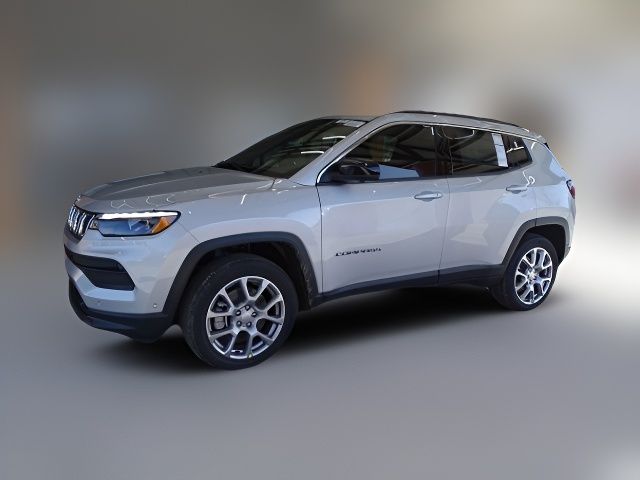 2024 Jeep Compass Latitude Lux