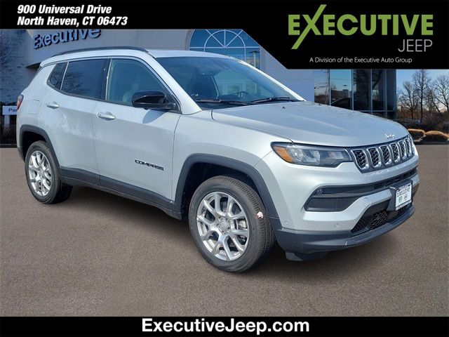 2024 Jeep Compass Latitude Lux