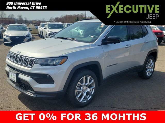 2024 Jeep Compass Latitude Lux