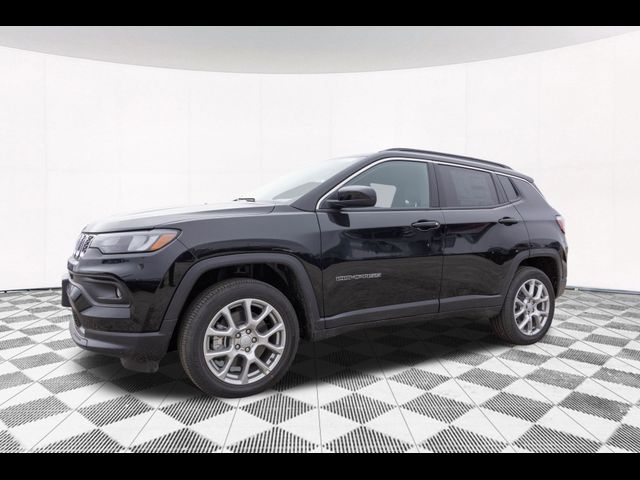 2024 Jeep Compass Latitude Lux