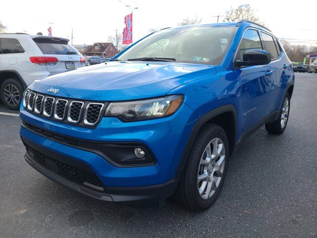 2024 Jeep Compass Latitude Lux