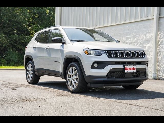 2024 Jeep Compass Latitude Lux